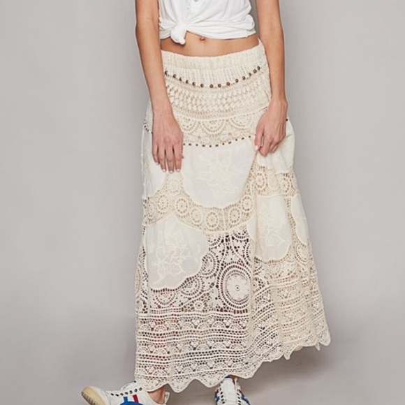 ONE LEFT POL Cream Crochet Knit Metallic Beaded Elastic Waist Maxi Skirt - Picture 8 of 8